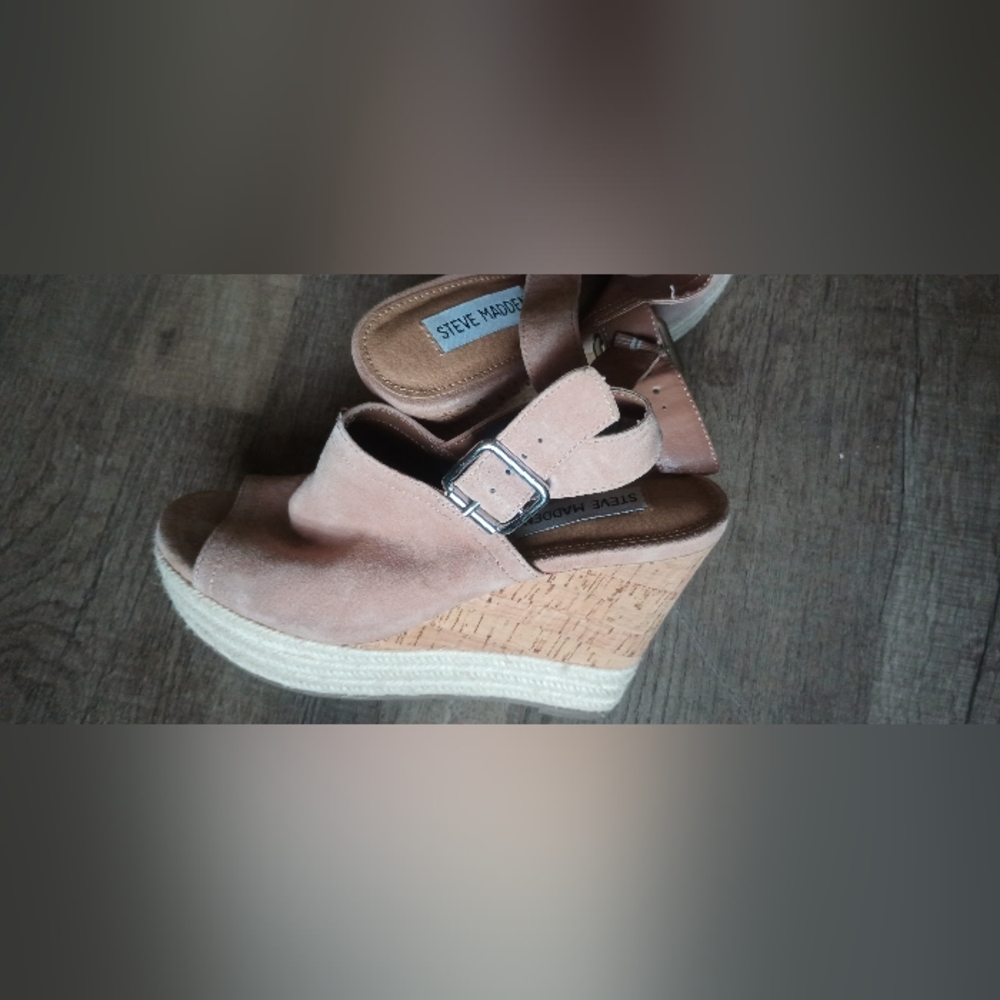 Wedges - Picture 2 of 3